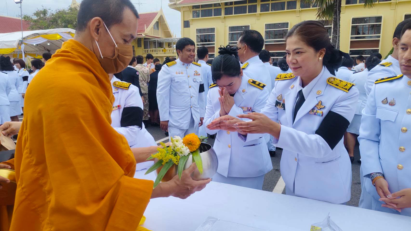 title - ปฏิรูปที่ดินจังหวัดเพชรบุรี พร้อมด้วย เจ้าหน้าที่ ส.ป.ก.เพชรบุรี ร่วมกิจกรรมเฉลิมพระเกียรติพระบาทสมเด็จพระเจ้าอยู่หัว เนื่องในโอกาสวันเฉลิมพระชนมพรรษา 28 กรกฎาคม 2569